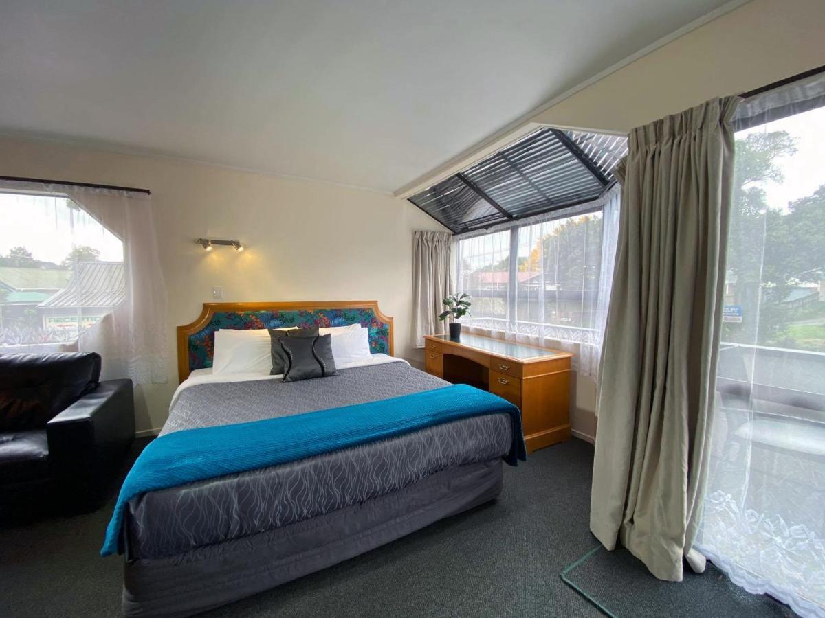 פאנגאריי Pembrooke Motor Lodge מראה חיצוני תמונה